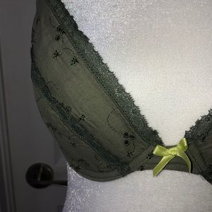 La Senza Green Bra 36C